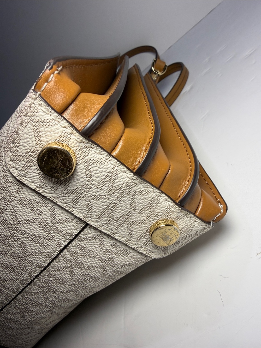 Michael Kors Signature Logo Mercer Medium Convertible Satchel - Picture 7 of 12